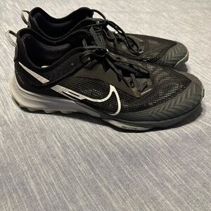 Nike men’s size 12 trail Kiger 8